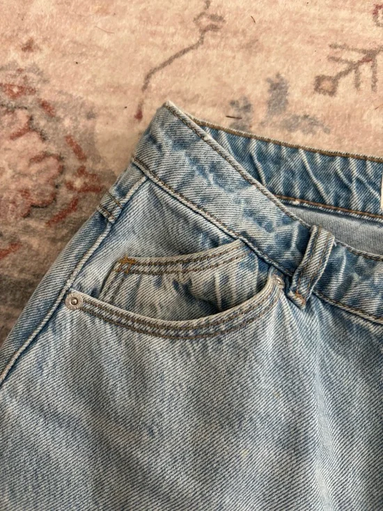 ROLLA’S Heidi Light Blue High-Rise Straight Jeans - Picture 3 of 6